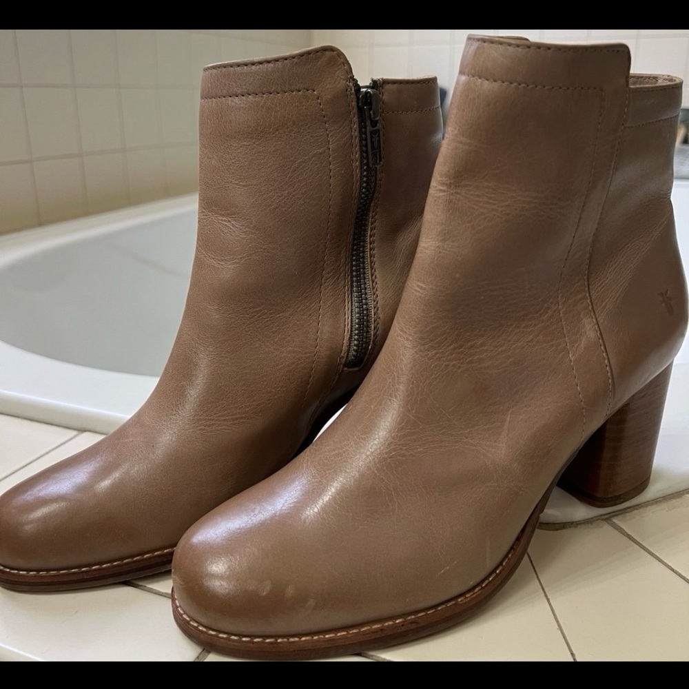 Frye Addie 8.5
